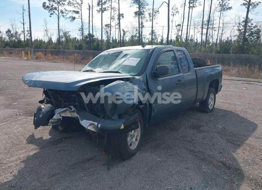 Photo 2 of 2008 Chevrolet Silverado 1500 LT1 (VIN 1GCEC19J28Z230709)