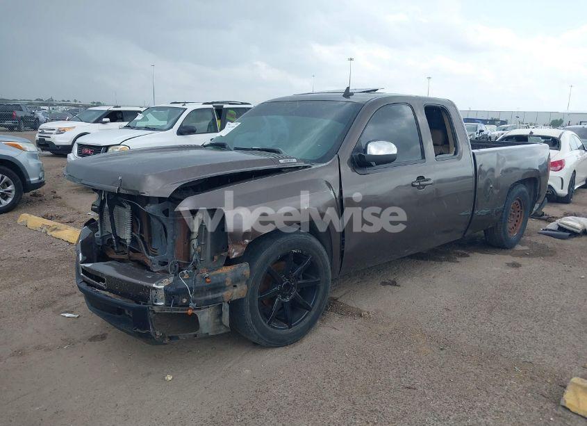 Photo 2 of 2007 Chevrolet Silverado 1500 LT1 (VIN 1GCEC19J67Z508686)