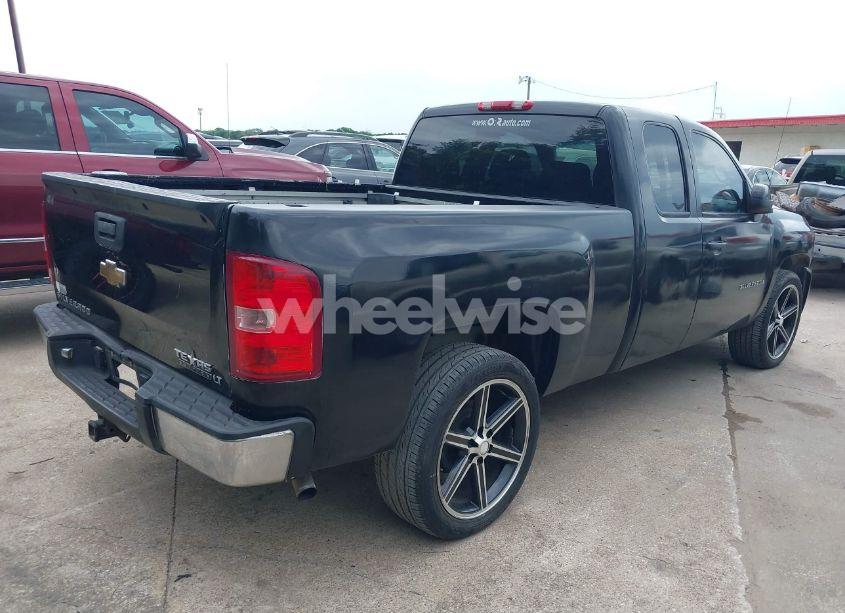 Photo 4 of 2008 Chevrolet Silverado 1500 LT1 (VIN 1GCEC19J88Z113006)