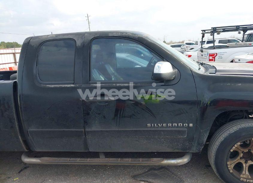 Photo 13 of 2007 Chevrolet Silverado 1500 LT1 (VIN 1GCEC19J97Z514496)