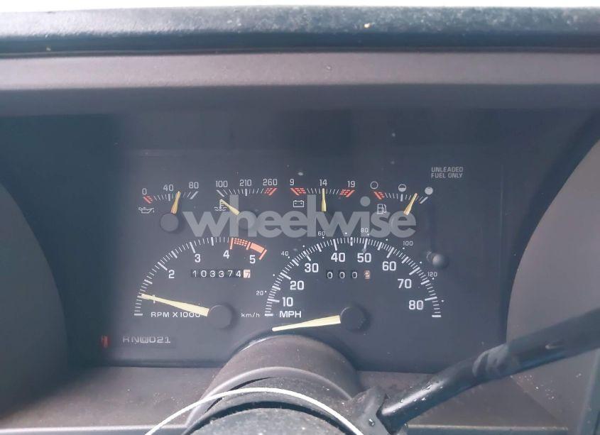 Photo 7 of 1994 Chevrolet Gmt-400 C1500 (VIN 1GCEC19K4RE121217)
