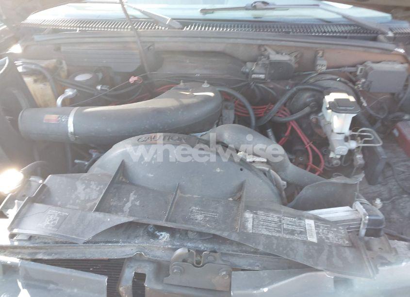 Photo 10 of 1994 Chevrolet Gmt-400 C1500 (VIN 1GCEC19K5RE230530)