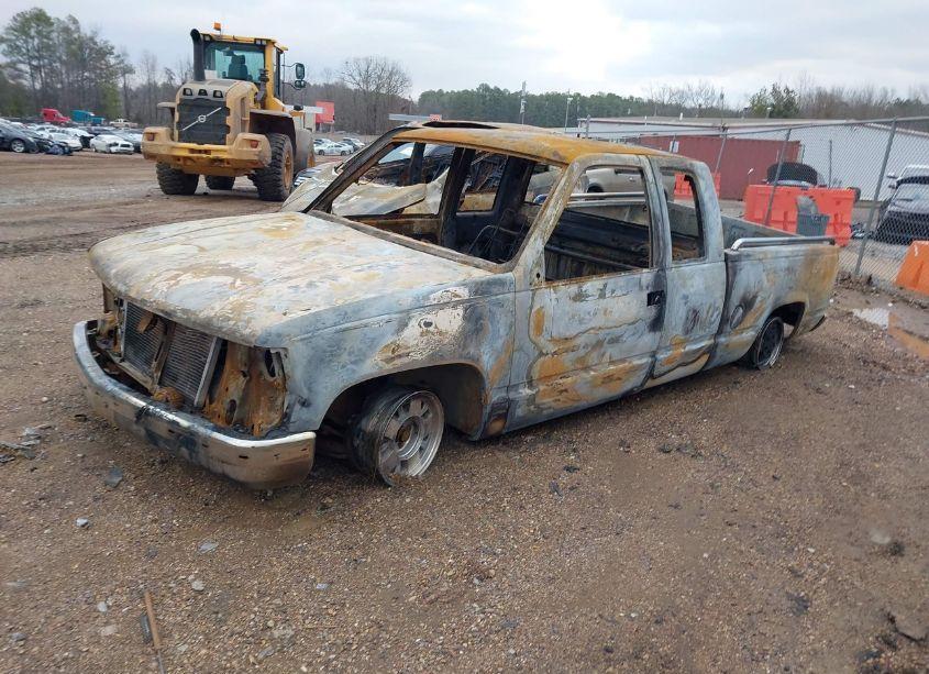 Photo 2 of 1995 Chevrolet Gmt-400 C1500 (VIN 1GCEC19KXSE267899)