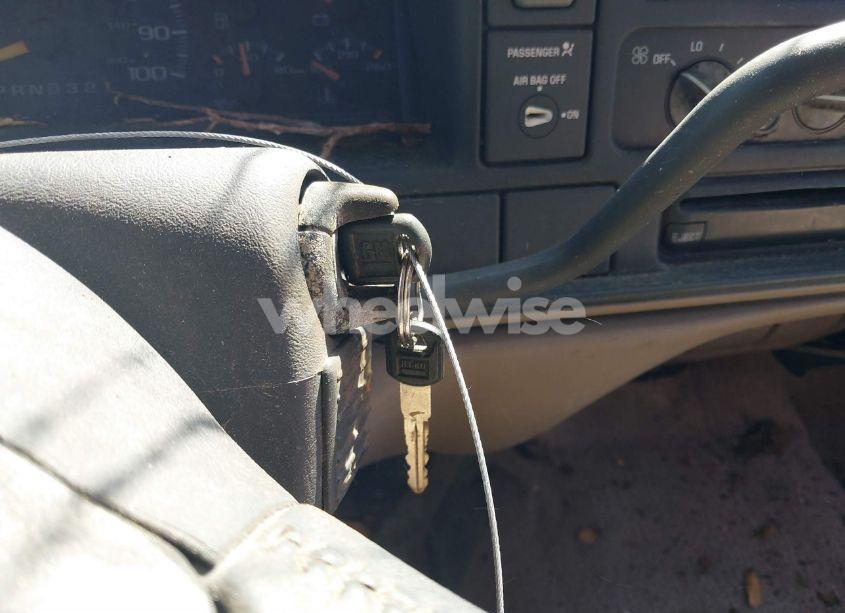 Photo 11 of 1998 Chevrolet C1500 FLEETSIDE (VIN 1GCEC19M0WE209159)