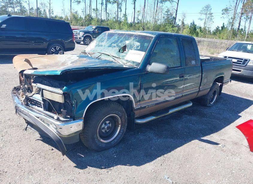 Photo 2 of 1998 Chevrolet C1500 FLEETSIDE (VIN 1GCEC19M0WE209159)