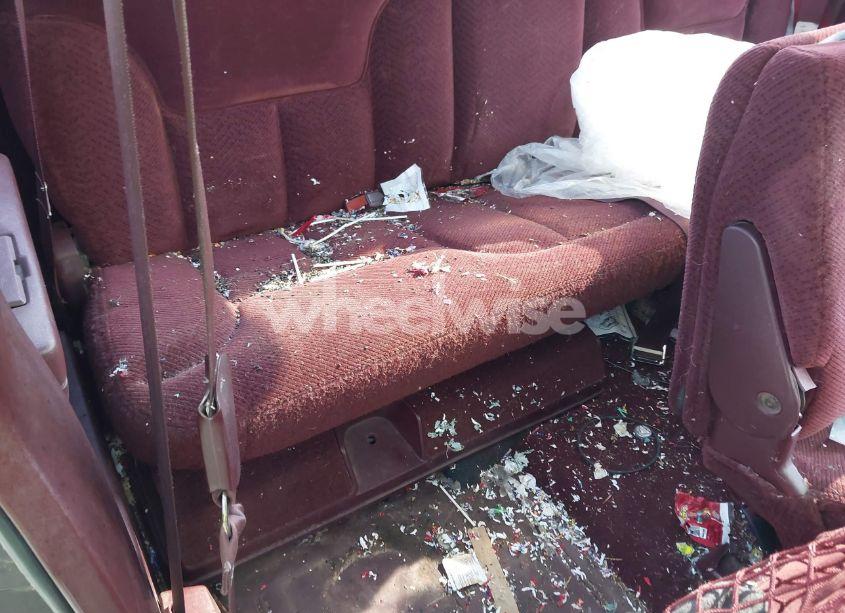 Photo 8 of 1996 Chevrolet Gmt-400 C1500 (VIN 1GCEC19M1TE140168)