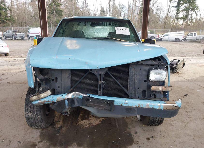 Photo 12 of 1996 Chevrolet Gmt-400 C1500 (VIN 1GCEC19M1TE158511)