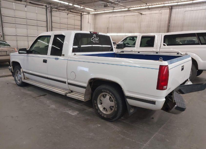Photo 3 of 1996 Chevrolet Gmt-400 C1500 (VIN 1GCEC19M5TE118450)