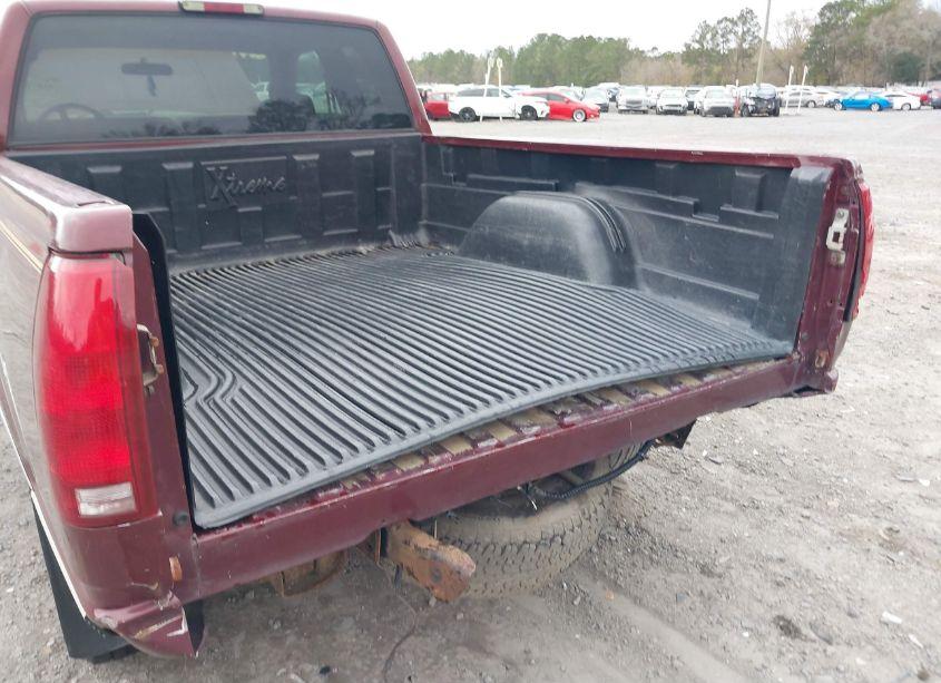 Photo 6 of 1997 Chevrolet C1500 FLEETSIDE (VIN 1GCEC19MXVE239610)