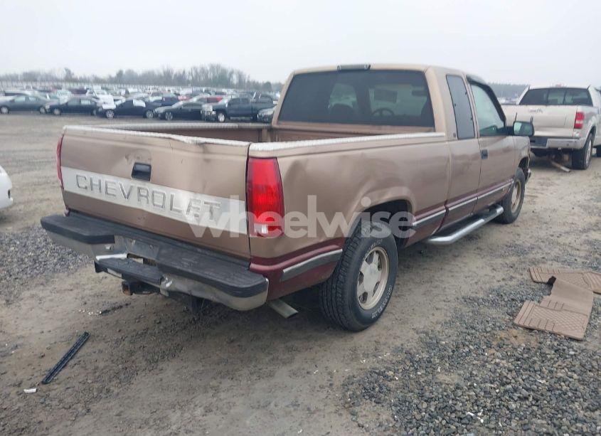 Photo 4 of 1997 Chevrolet C1500 FLEETSIDE (VIN 1GCEC19R2VE226183)