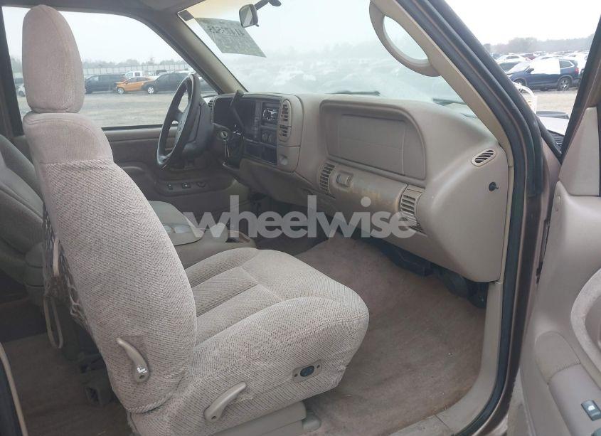 Photo 5 of 1997 Chevrolet C1500 FLEETSIDE (VIN 1GCEC19R2VE226183)