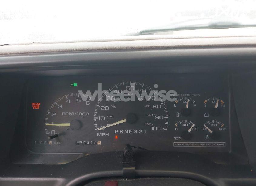 Photo 7 of 1997 Chevrolet C1500 FLEETSIDE (VIN 1GCEC19R2VE226183)