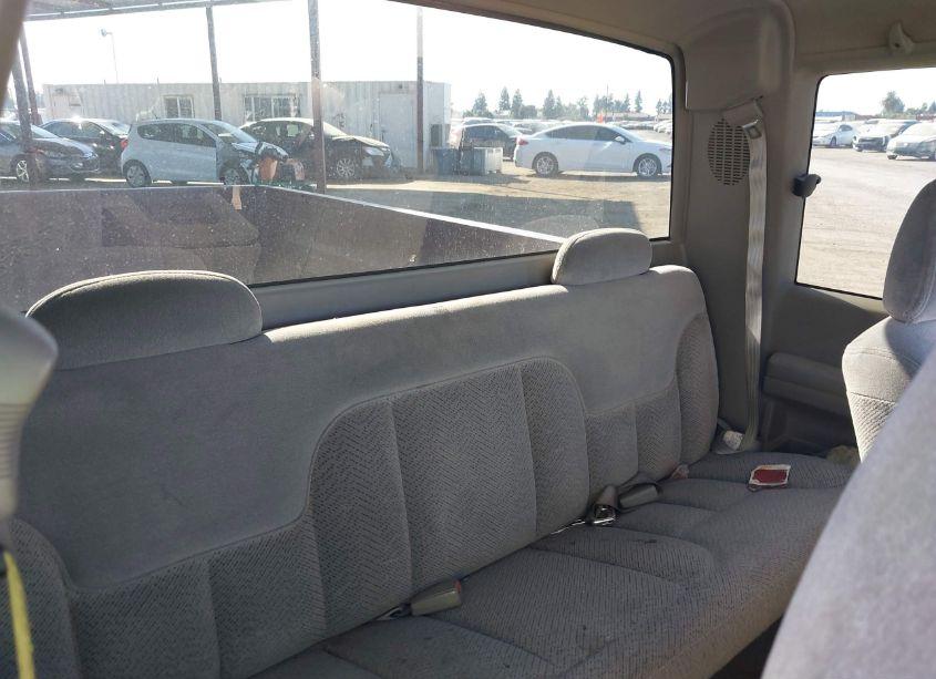 Photo 8 of 1996 Chevrolet Gmt-400 C1500 (VIN 1GCEC19R6TE217368)