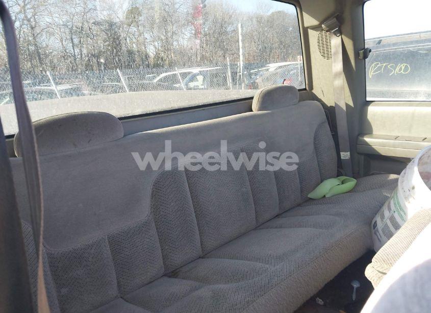 Photo 8 of 1999 Chevrolet C1500 LS (VIN 1GCEC19R7XR133266)