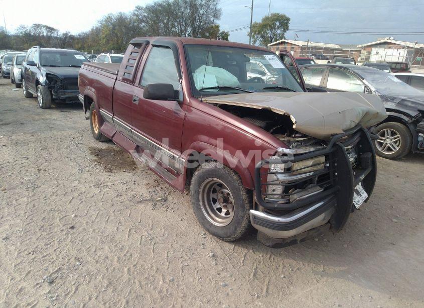 1997 Chevrolet C1500 FLEETSIDE (VIN 1GCEC19RXVE236833) main photo