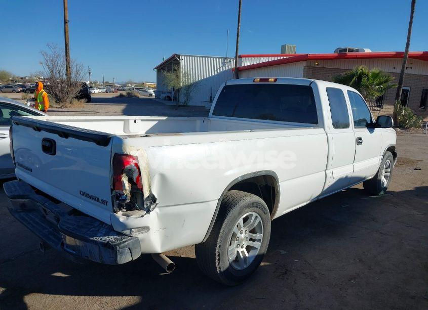 Photo 4 of 2004 Chevrolet Silverado 1500 LS (VIN 1GCEC19T04E144043)