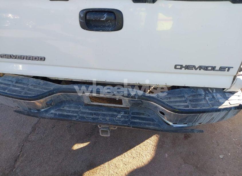 Photo 6 of 2004 Chevrolet Silverado 1500 LS (VIN 1GCEC19T04E144043)