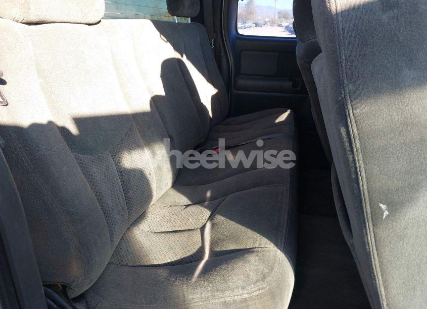 Photo 8 of 2004 Chevrolet Silverado 1500 LS (VIN 1GCEC19T04E144043)