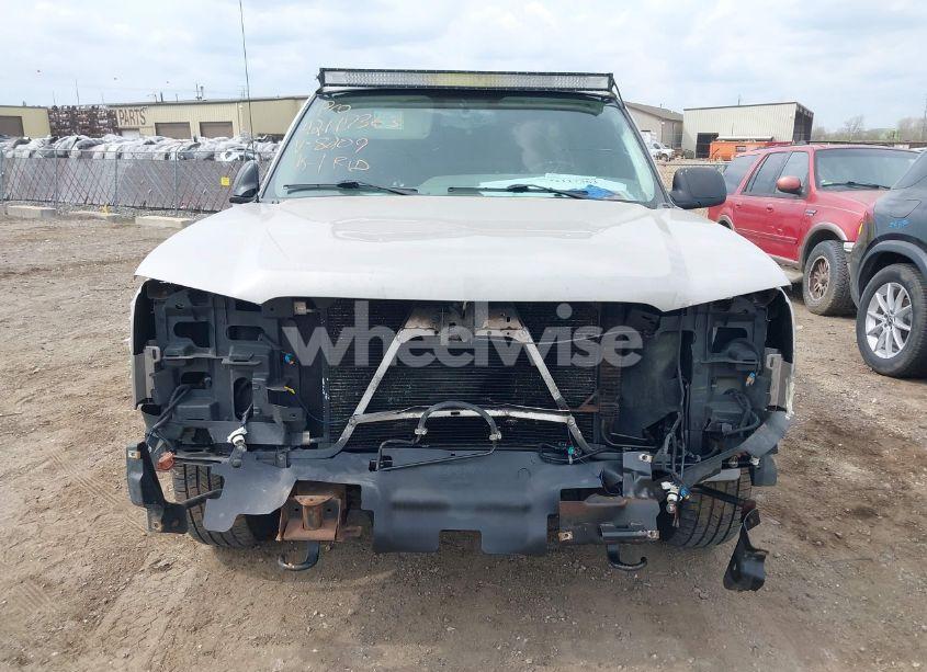 Photo 12 of 2004 Chevrolet Silverado 1500 LS (VIN 1GCEC19T04E388209)