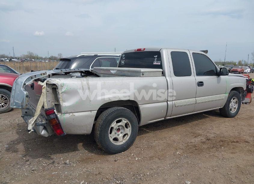 Photo 4 of 2004 Chevrolet Silverado 1500 LS (VIN 1GCEC19T04E388209)