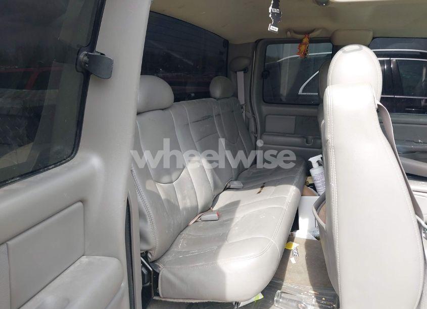 Photo 8 of 2004 Chevrolet Silverado 1500 LS (VIN 1GCEC19T04E388209)