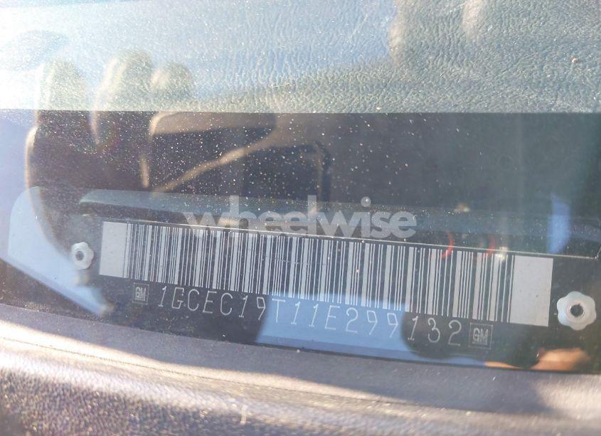 Photo 9 of 2001 Chevrolet Silverado 1500 LS (VIN 1GCEC19T11E299132)