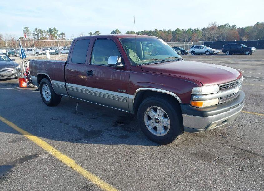 1999 Chevrolet Silverado 1500 LS (VIN 1GCEC19T1XZ151483) main photo