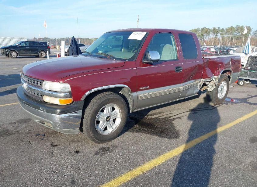 Photo 2 of 1999 Chevrolet Silverado 1500 LS (VIN 1GCEC19T1XZ151483)