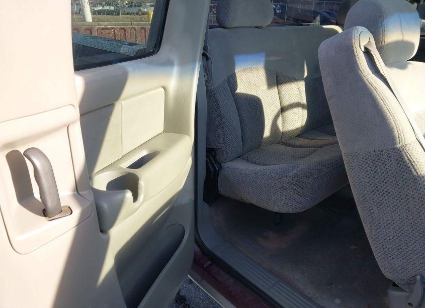 Photo 8 of 1999 Chevrolet Silverado 1500 LS (VIN 1GCEC19T1XZ151483)