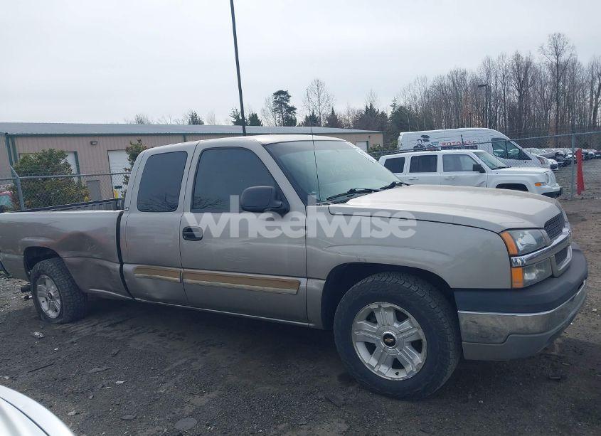 Photo 13 of 2003 Chevrolet Silverado 1500 LS (VIN 1GCEC19T23E285212)