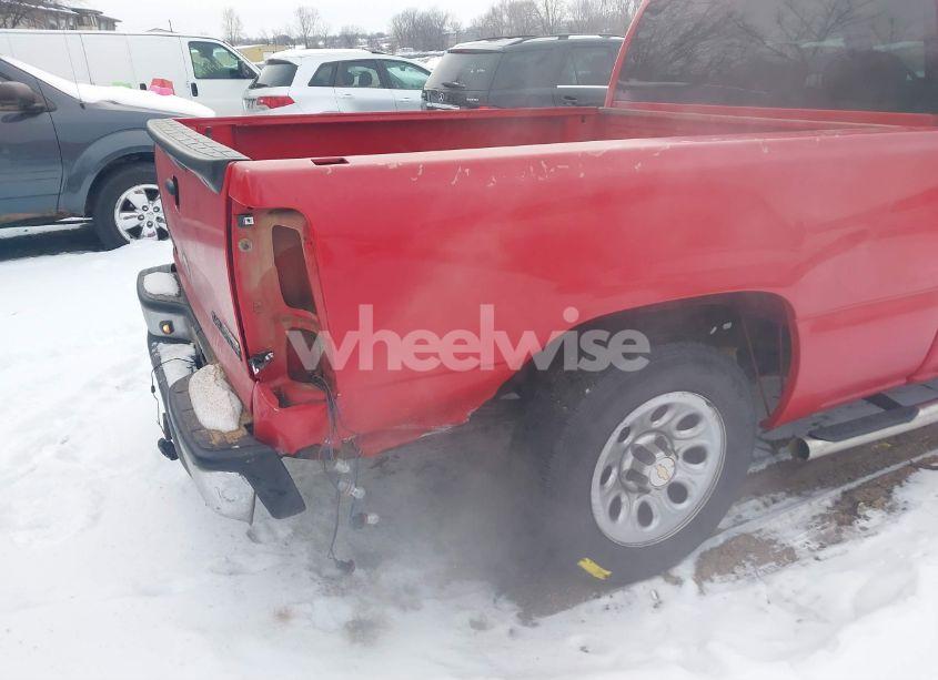 Photo 6 of 2005 Chevrolet Silverado 1500 LS (VIN 1GCEC19T25Z162294)