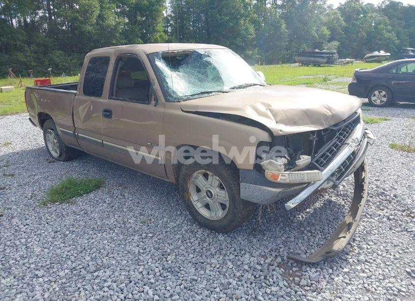 2002 Chevrolet Silverado 1500 LS (VIN 1GCEC19T32Z313476) main photo