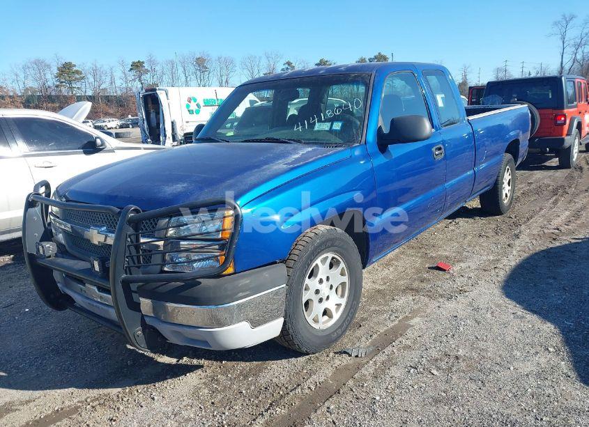 Photo 2 of 2003 Chevrolet Silverado 1500 (VIN 1GCEC19T33E272436)