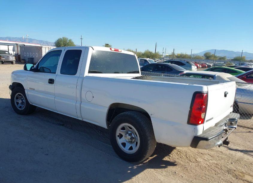 Photo 3 of 2005 Chevrolet Silverado 1500 LS (VIN 1GCEC19T35Z347213)