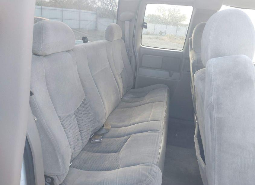 Photo 8 of 2005 Chevrolet Silverado 1500 LS (VIN 1GCEC19T35Z347213)