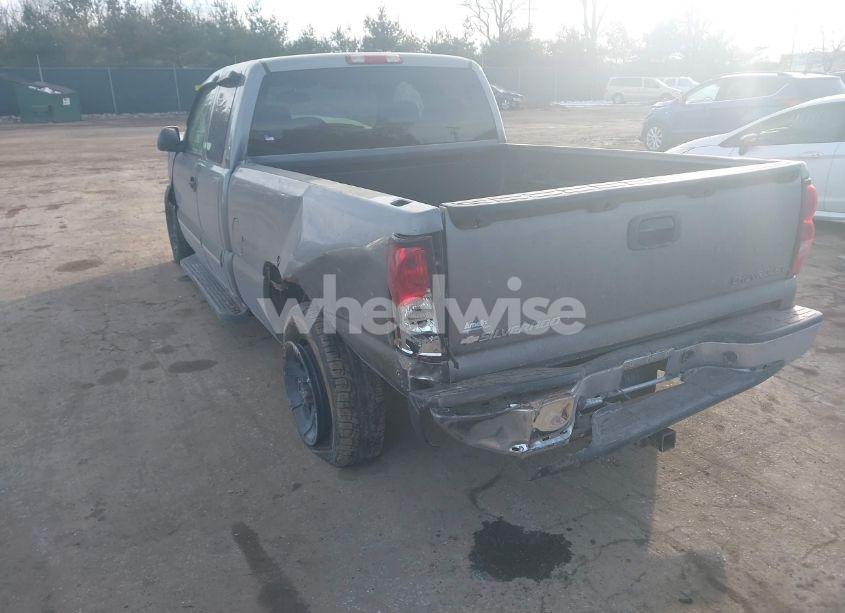 Photo 3 of 2006 Chevrolet Silverado 1500 LT1 (VIN 1GCEC19T36Z161348)