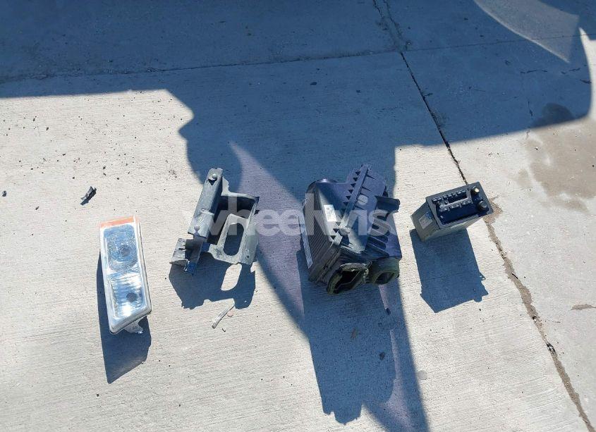 Photo 12 of 2004 Chevrolet Silverado 1500 LS (VIN 1GCEC19T44Z178821)