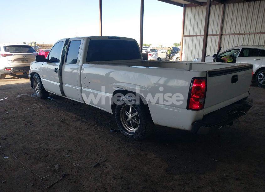 Photo 3 of 2006 Chevrolet Silverado 1500 LT1 (VIN 1GCEC19T46E148194)