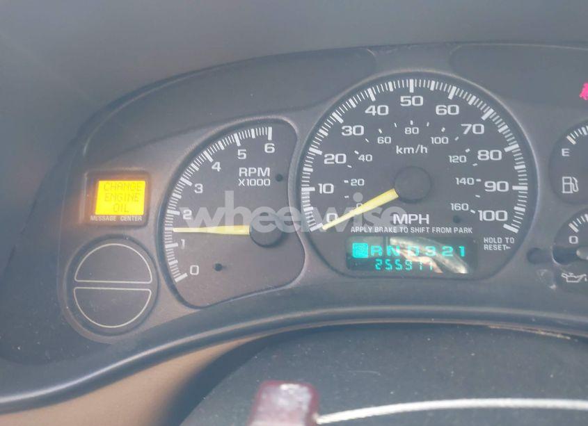 Photo 7 of 2000 Chevrolet Silverado 1500 LS (VIN 1GCEC19T4YZ323653)