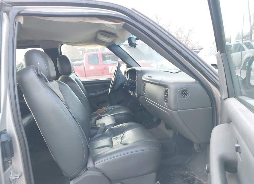 Photo 5 of 2004 Chevrolet Silverado 1500 (VIN 1GCEC19T54Z293203)