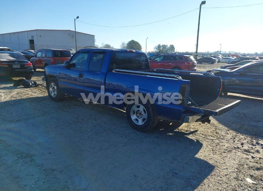 Photo 3 of 2004 Chevrolet Silverado 1500 LS (VIN 1GCEC19T64Z129734)