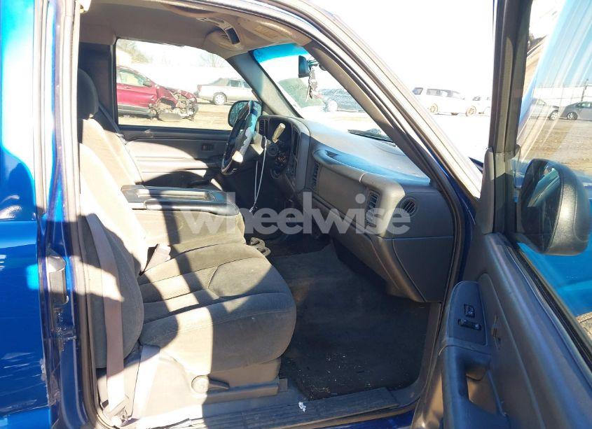 Photo 5 of 2004 Chevrolet Silverado 1500 LS (VIN 1GCEC19T64Z129734)