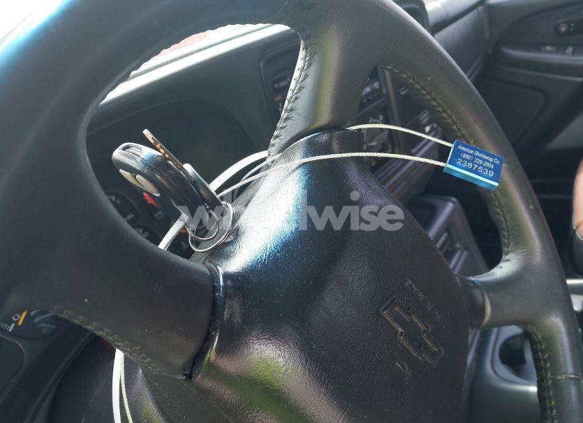 Photo 11 of 2000 Chevrolet Silverado 1500 LT (VIN 1GCEC19T6YZ115175)