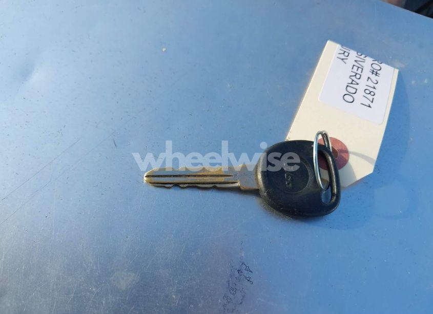 Photo 11 of 2000 Chevrolet Silverado 1500 LT (VIN 1GCEC19T6YZ156034)