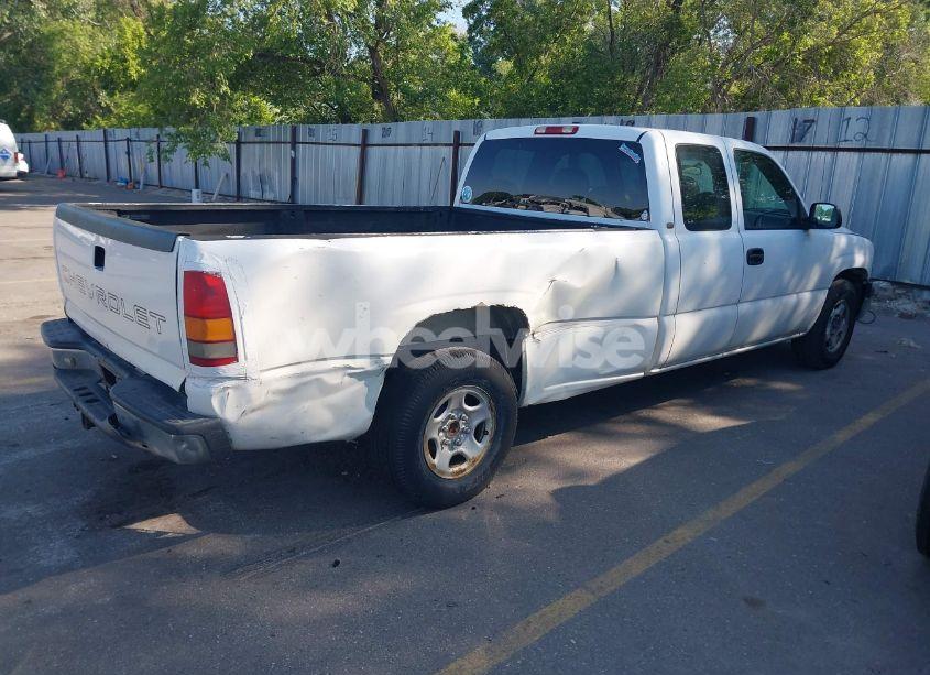 Photo 4 of 2001 Chevrolet Silverado 1500 (VIN 1GCEC19T71E281783)