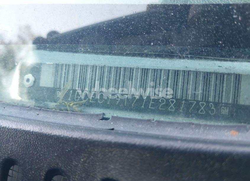 Photo 9 of 2001 Chevrolet Silverado 1500 (VIN 1GCEC19T71E281783)