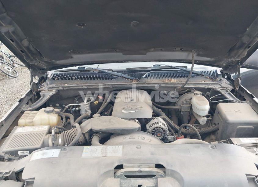 Photo 10 of 2004 Chevrolet Silverado C1500 (VIN 1GCEC19T74Z350324)