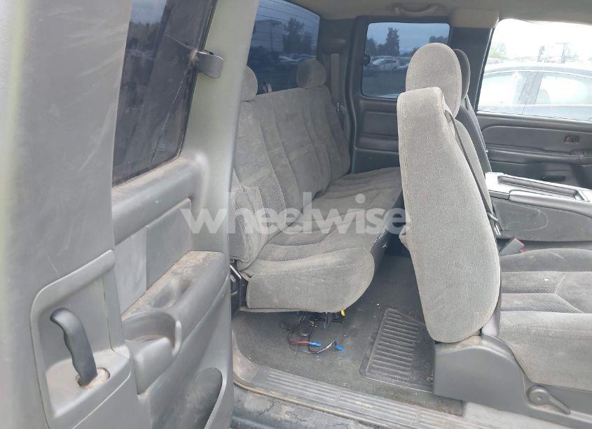 Photo 8 of 2004 Chevrolet Silverado C1500 (VIN 1GCEC19T74Z350324)