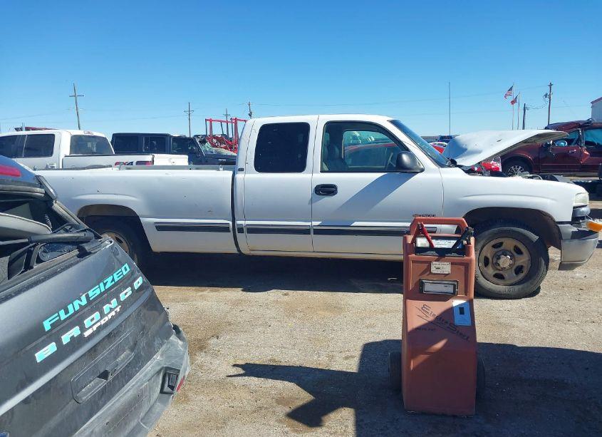Photo 13 of 2002 Chevrolet Silverado 1500 (VIN 1GCEC19T82E127729)