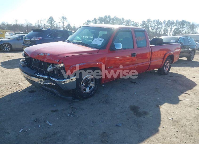 Photo 2 of 2002 Chevrolet Silverado 1500 LS (VIN 1GCEC19T82E155286)